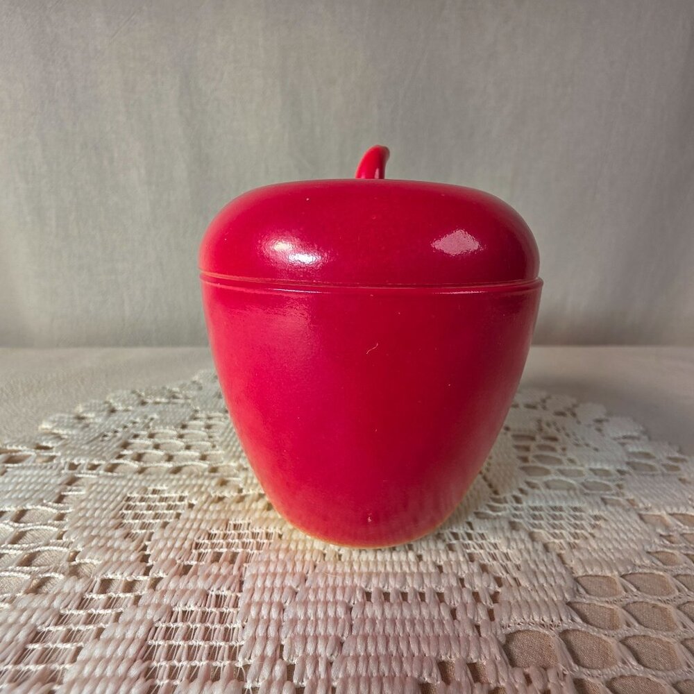 Hazel Atlas Milk Glass Apple Jam Jar 4" Red & Yellow Vintage Kitchen Decor - Picture 4 of 9